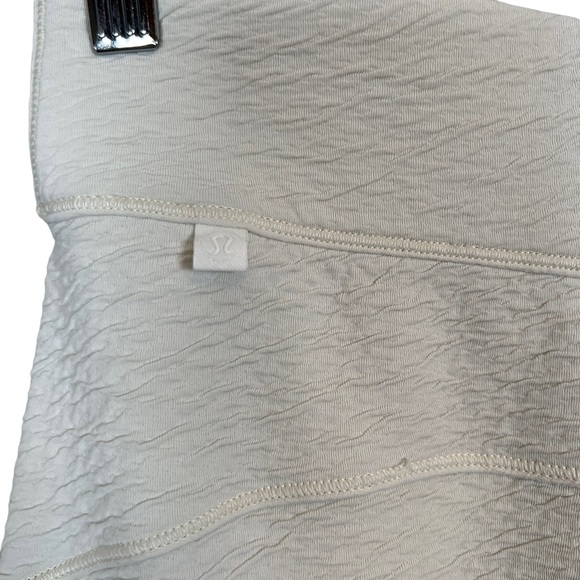 Lululemon Can You Feel The Pleat Textured Wide Leg Cropped Pant in Light Ivory 8 - Picture 8 of 13